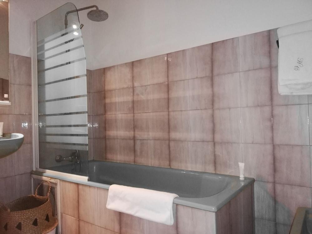 Hoetel Le Castellan Hotel 2*
